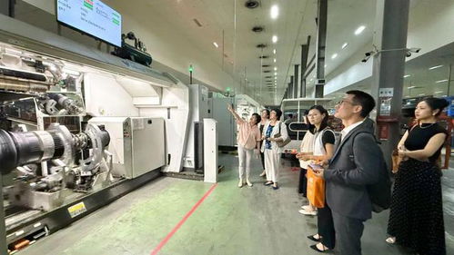 中国驻泰参赞,访问中企轮胎厂